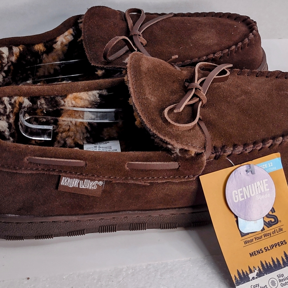 Muk Luks Men's Brown Suede Slippers